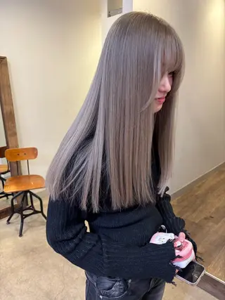 カラー 🎗️ブリーチ 🎗️ダブルカラーのヘアスタイル