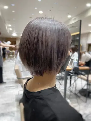 ショート カラー 💍新宿ショート 💍岩田莉奈のヘアスタイル