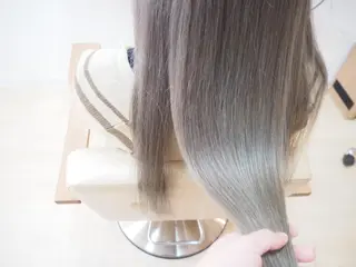 カラー 中江 規久のヘアスタイル