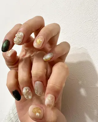 ネイル kiii.__ ✴︎*のネイルデザイン