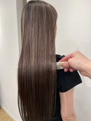 セミロング カラー ブリーチ👩🦳/ ✂︎MANAMIのヘアスタイル