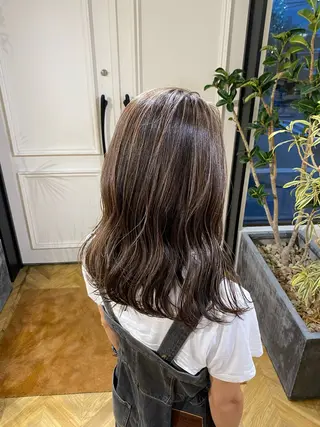 ミディアム カラー yate'/ Wカラー/小出捷也のヘアスタイル