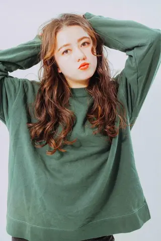 ロング カラー パーマ ヘアアレンジ メンズ キッズ ネイル マツエク・マツパ 藤井 仁紀のヘアスタイル