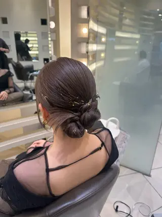ヘアアレンジ 銀座レイヤーカット ×シースルー前髪のヘアスタイル