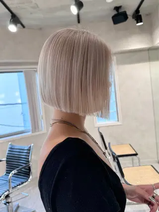 ショート カラー ダブルカラー ブリーチ/kaitoのヘアスタイル