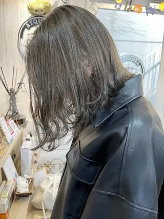 ミディアム カラー 初めてでも失敗しない 透明感カラー　Miiのヘアスタイル