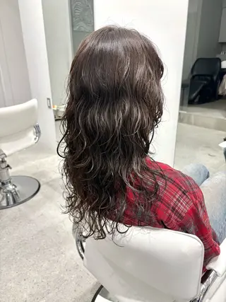 ロング パーマ すぎもと さき⚡️ レイヤー・*パーマのヘアスタイル