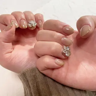 ネイル 吉村 優子のネイルデザイン