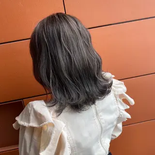 ミディアム カラー 井手 孔介のヘアスタイル