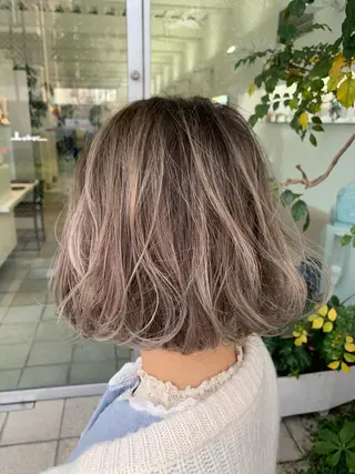 ショート カラー 武田 久司のヘアスタイル