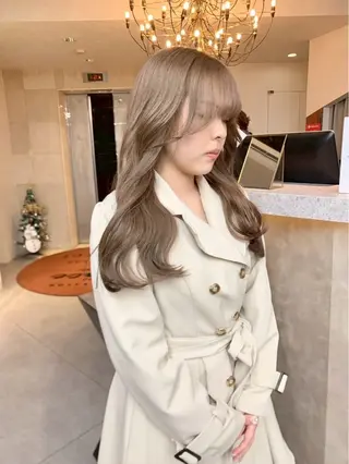 ロング カラー ヘアアレンジ も も えのヘアスタイル