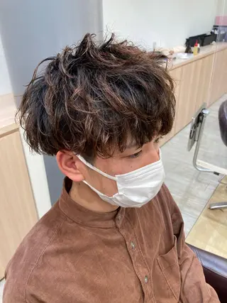 メンズ メンズ特化パーマ職人 黒川真伍のヘアスタイル