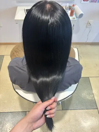 ロング 透明感カラー/ くびれヘア/ユウユのヘアスタイル
