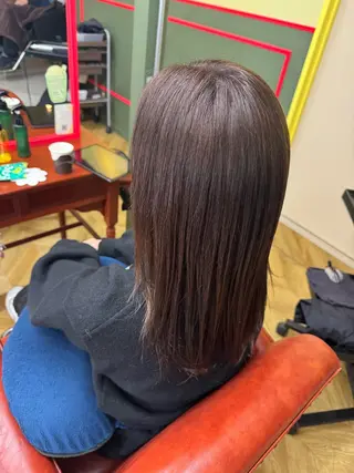 セミロング カラー 米倉 麻衣のヘアスタイル