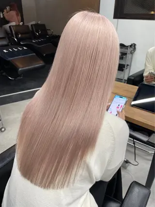 ロング カラー RYOSUKE ハイトーンのヘアスタイル