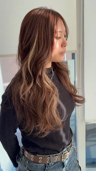 ロング 渋谷ハイトーン/ デザインカラー阿部のヘアスタイル