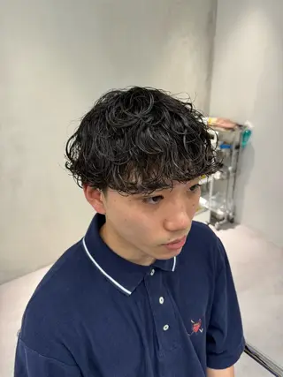 ショート パーマ メンズ 波巻きスパイラルパー マ/シャドウパーマ駿のヘアスタイル