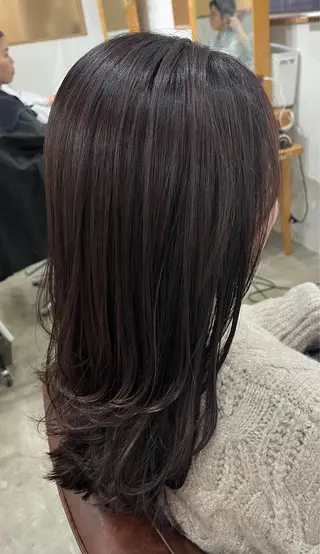 ロング 三島 有佳里のヘアスタイル
