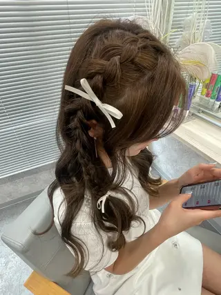 ロング カラー ヘアアレンジ MOMO艶髪 🩵モテカラーのヘアスタイル