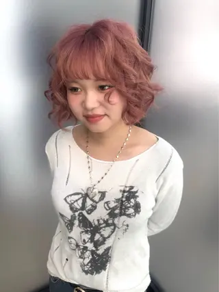 ショート カラー MIMI🌻໋᳝݊ 個性派カラー⑅ ⸝꙳のヘアスタイル