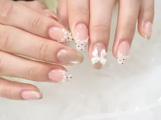 ネイル なつか🍒口コミ好評 駅近1分 パラジェルのネイルデザイン