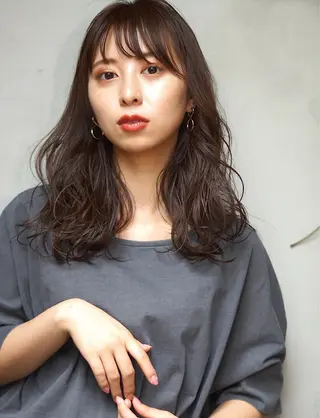 ロング カラー パーマ Lino by hoNuaのヘアスタイル