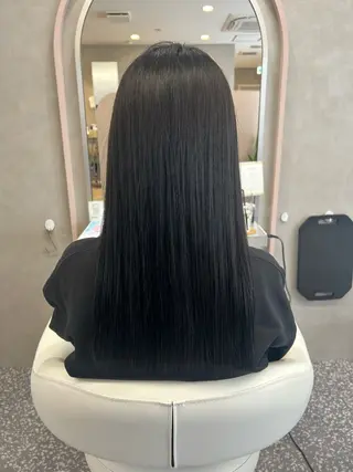 ロング 山田 来留未のヘアスタイル