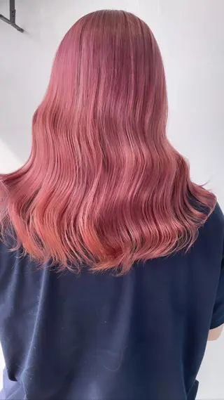 ロング Lit.豊橋 夏目のヘアスタイル