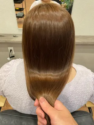 ロング カラー 鵜飼 真伍のヘアスタイル