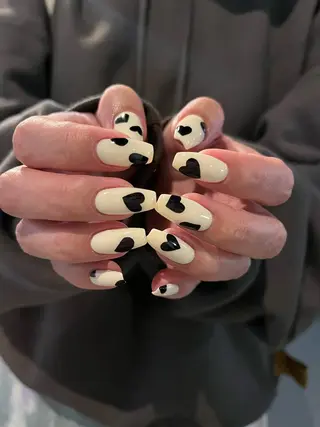 ネイル hiyori🫧 mieuxのネイルデザイン