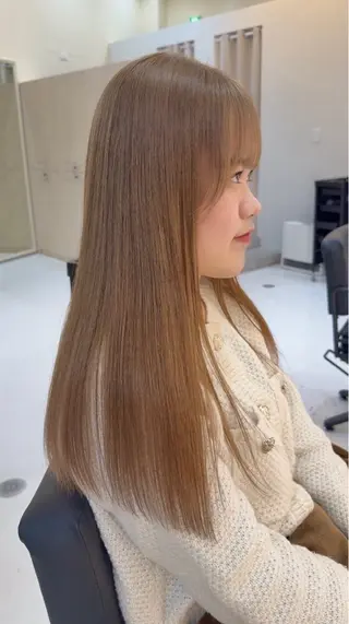 カラー 園田 奈津のヘアスタイル