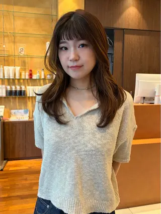 ロング ルナ|縮毛矯正 ×デザインカラー🥝のヘアスタイル