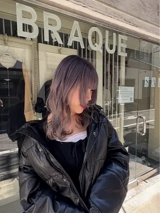 セミロング カラー haru 髪質改善サロンのヘアスタイル