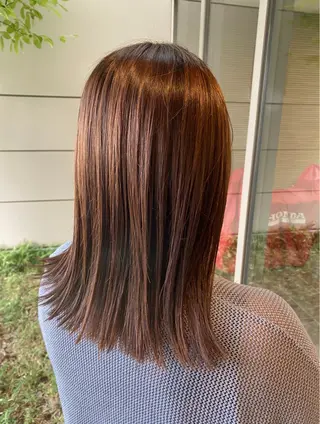 ミディアム 山浦 貴恵のヘアスタイル