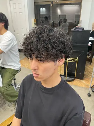 パーマ メンズ YUKI 新宿カット パーマ/カラーのヘアスタイル