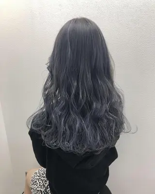 セミロング カラー GiseL アンリのヘアスタイル
