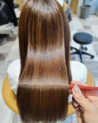 セミロング カラー ダメージレス縮毛矯正 髪質改善【美冴】のヘアスタイル