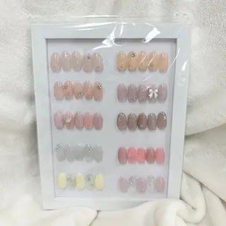 ネイル WHITE NAIL Ichinoseのネイルデザイン