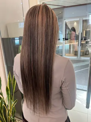 カラー ✨ブリーチカラー特化 美容師/なぎさのヘアスタイル