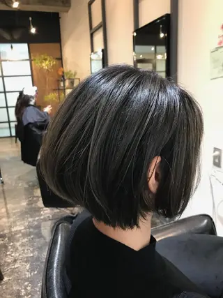 ショート UMEDA FIGAROのヘアスタイル
