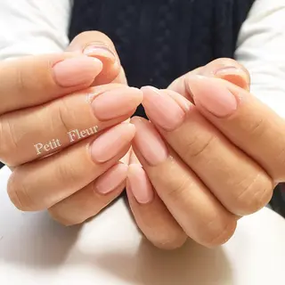 ネイル Petit Fleur所属・青柳 亜梨奈のマツエク・マツパデザイン