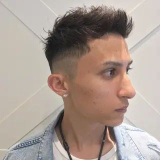 ショート カラー パーマ メンズ 平内 賢人のヘアスタイル