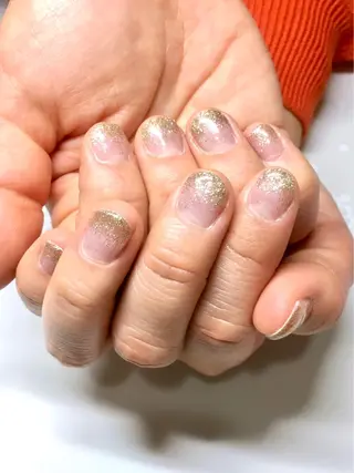 ネイル 新宿ネイルサロン ジェミディローサのネイルデザイン