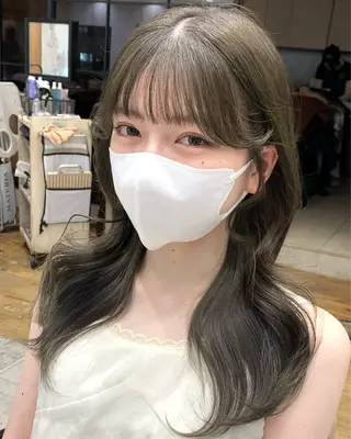 セミロング カラー On所属・顔まわりカット🌟 くびれヘア/寺門遥輝のヘアスタイル