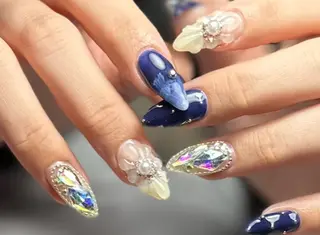 ネイル 新山 聖のネイルデザイン