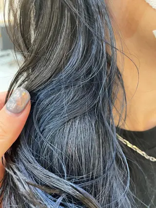 ロング カラー 高梨 菜々のヘアスタイル