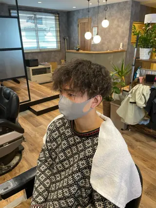 ミディアム パーマ メンズ 米田 大和のヘアスタイル