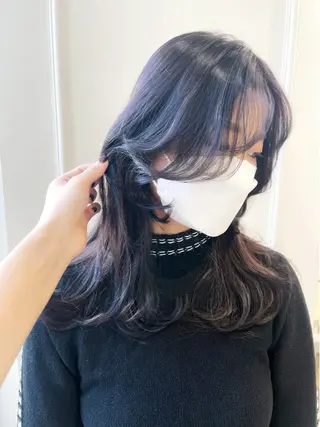 ロング カラー 韓国レイヤーカット/ ダブルカラーのヘアスタイル