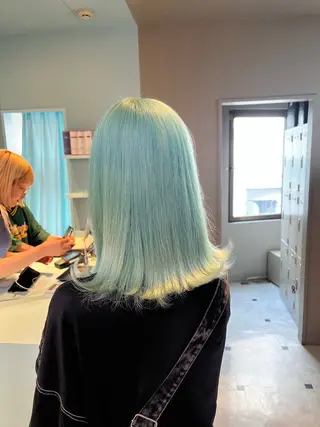 ミディアム カラー ブリーチカラー 🩵MIZUKIのヘアスタイル