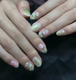 ネイル Iconic所属・Iconic Nailのネイルデザイン